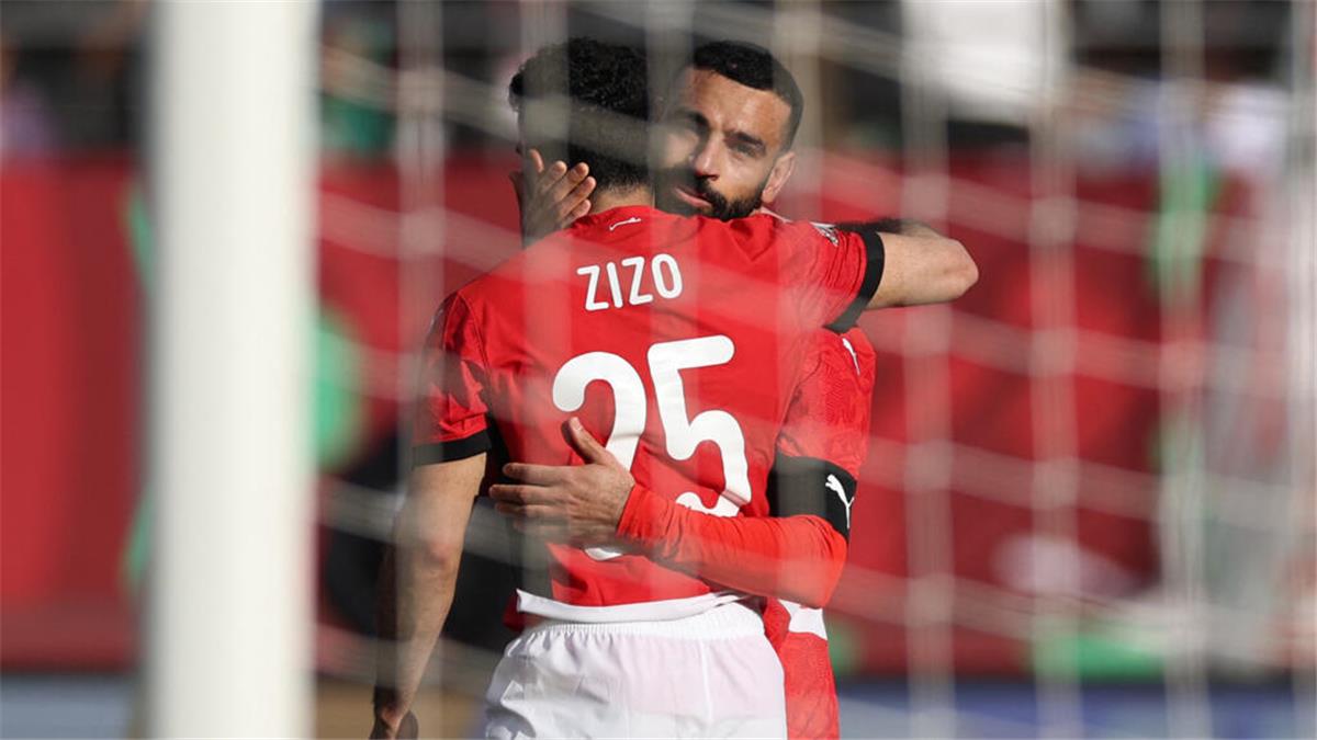 كاف يعلن التشكيل المثالي لـ كأس أمم إفريقيا 2025.. موقف محمد صلاح